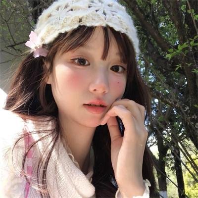 驼背人与舞女
